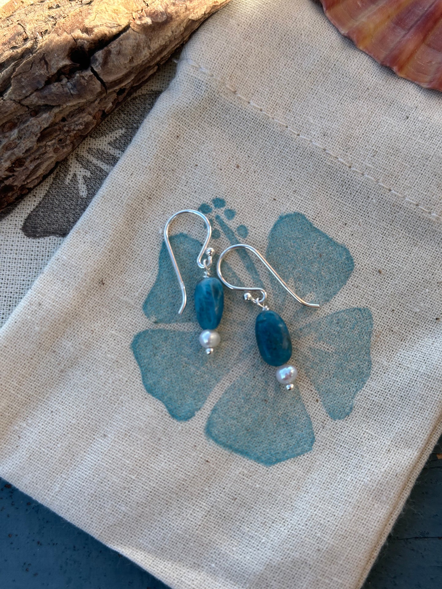 Apatite stone and fresh water pearl drop earrings