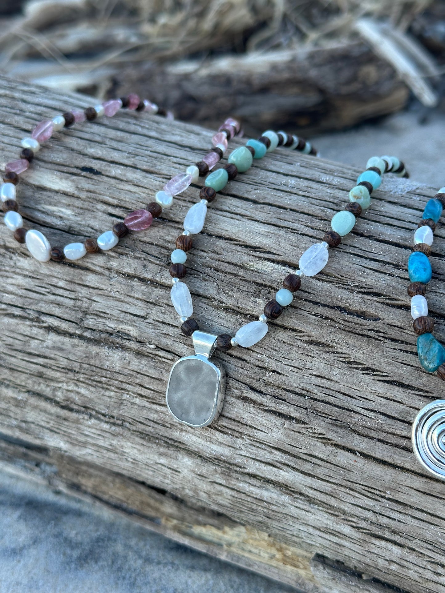 Hibiscus reflections necklace