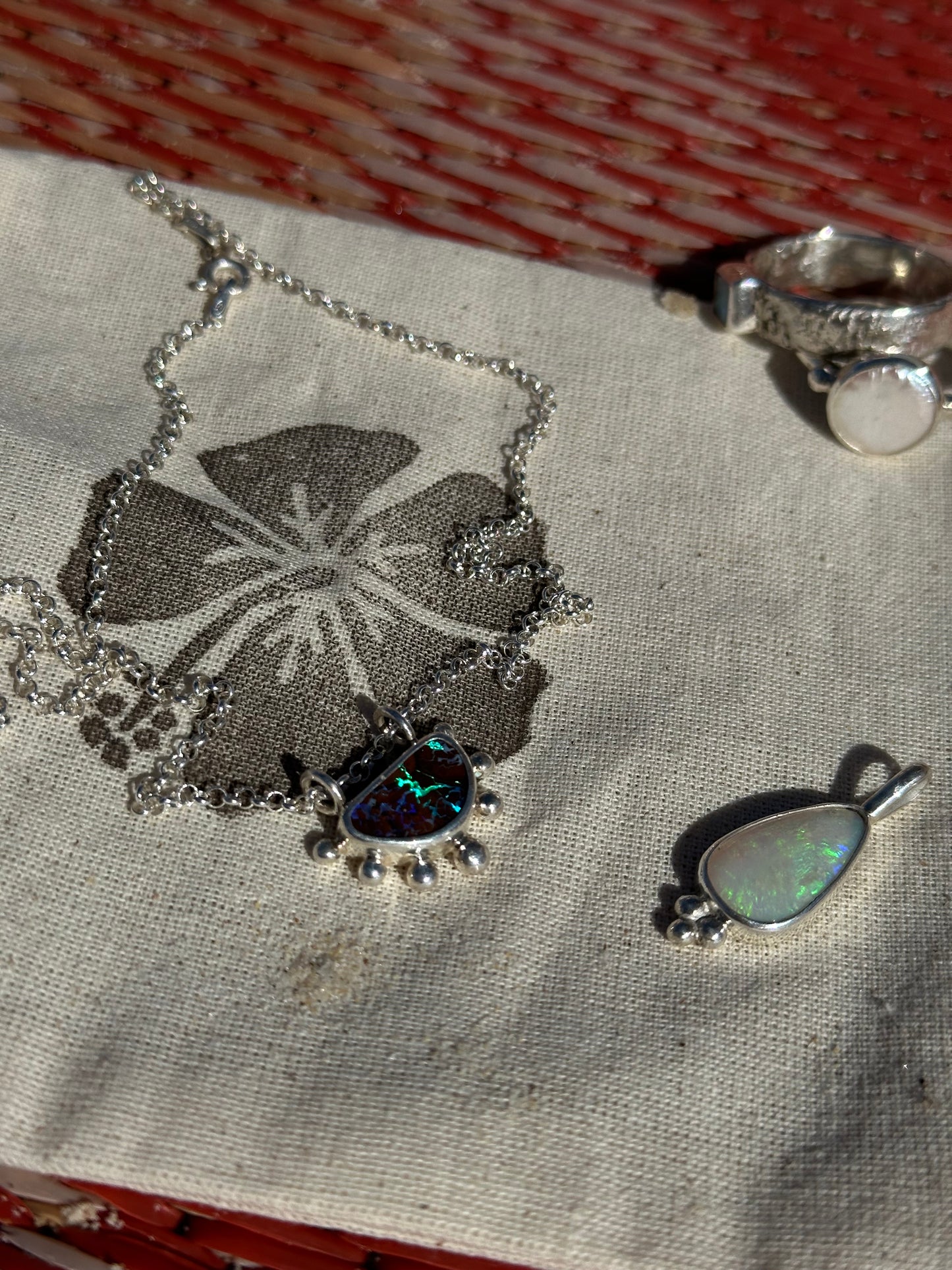 Opal light pendant