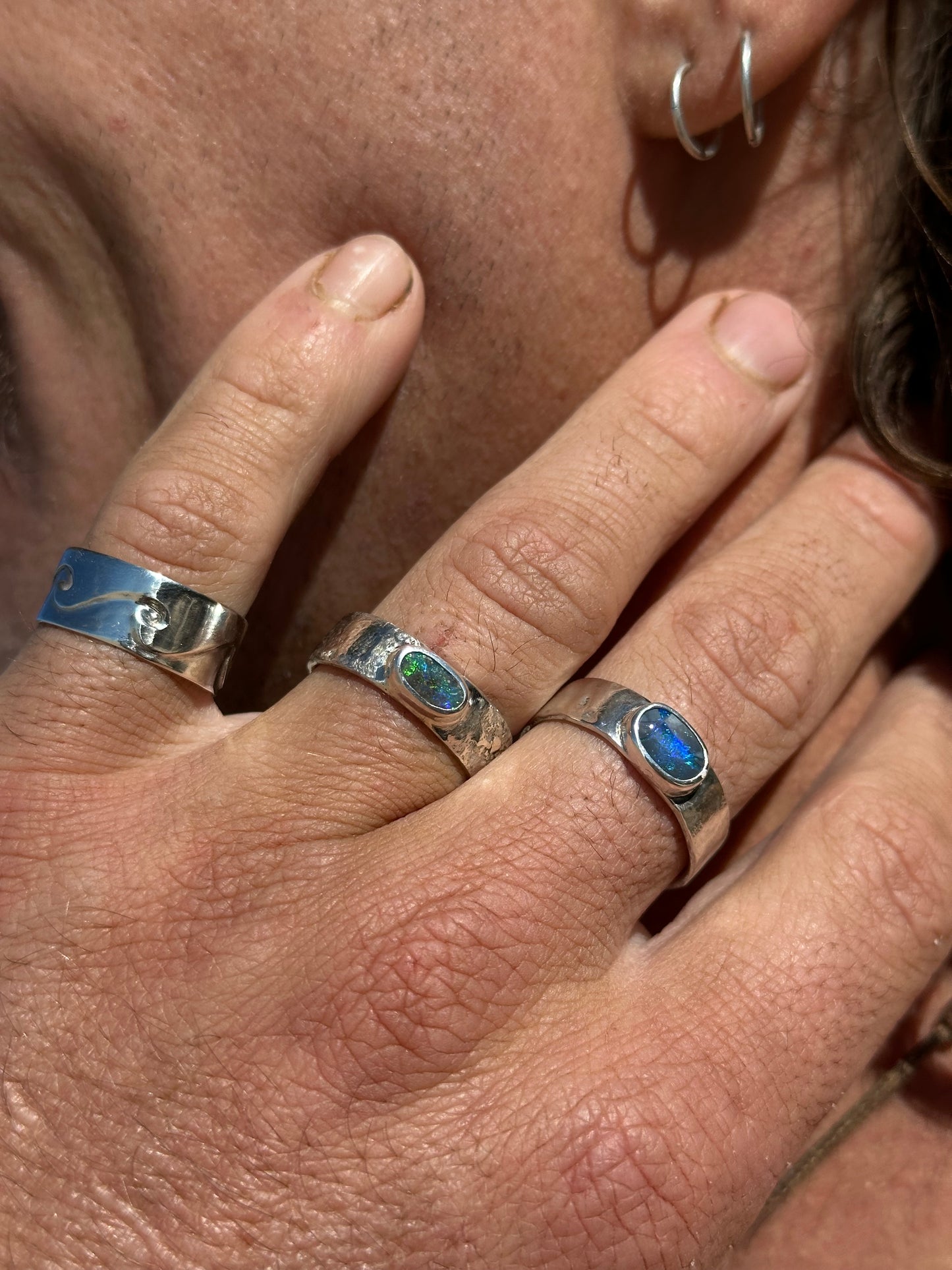 Star gazing opal ring