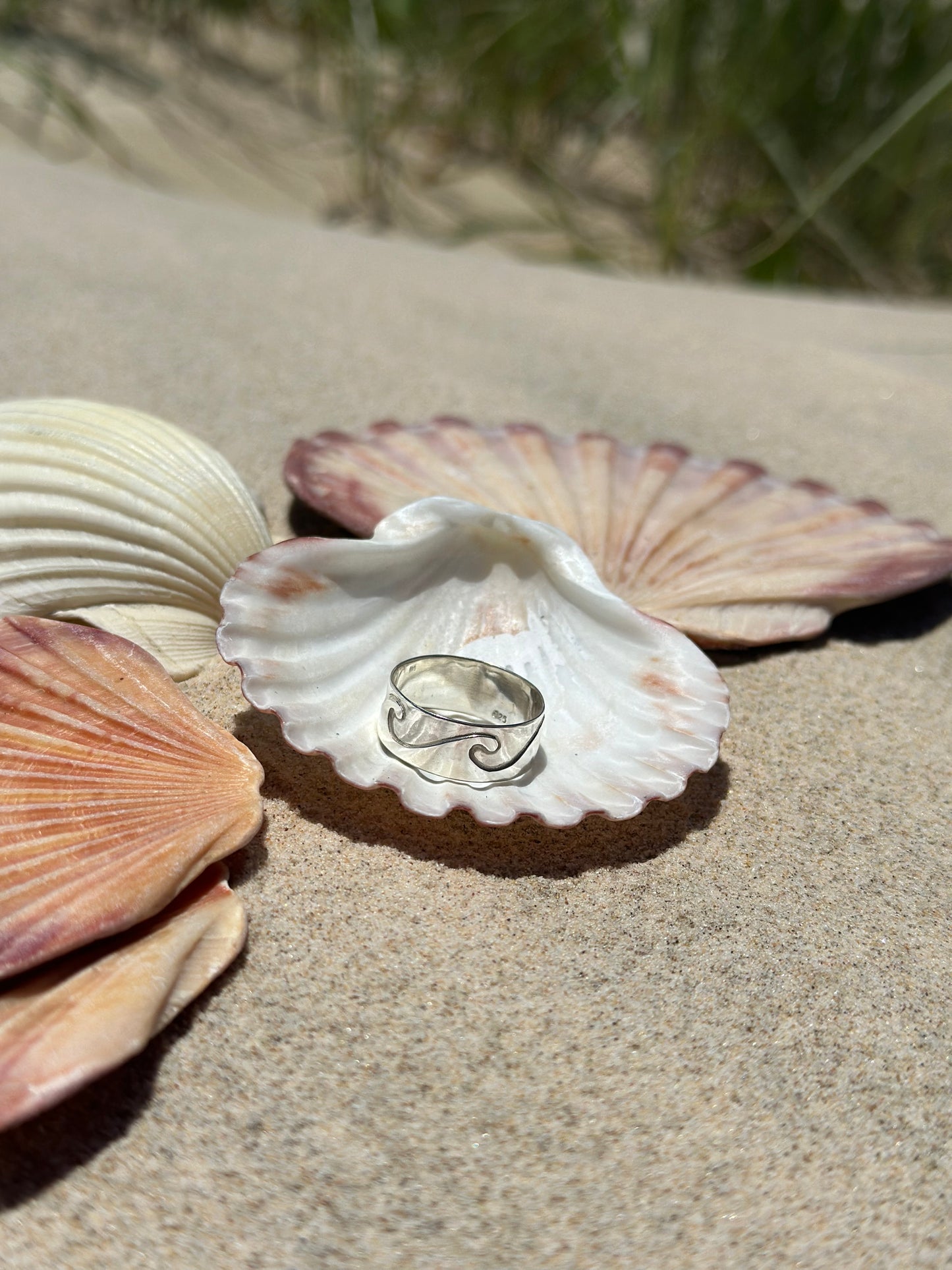 Wave ring