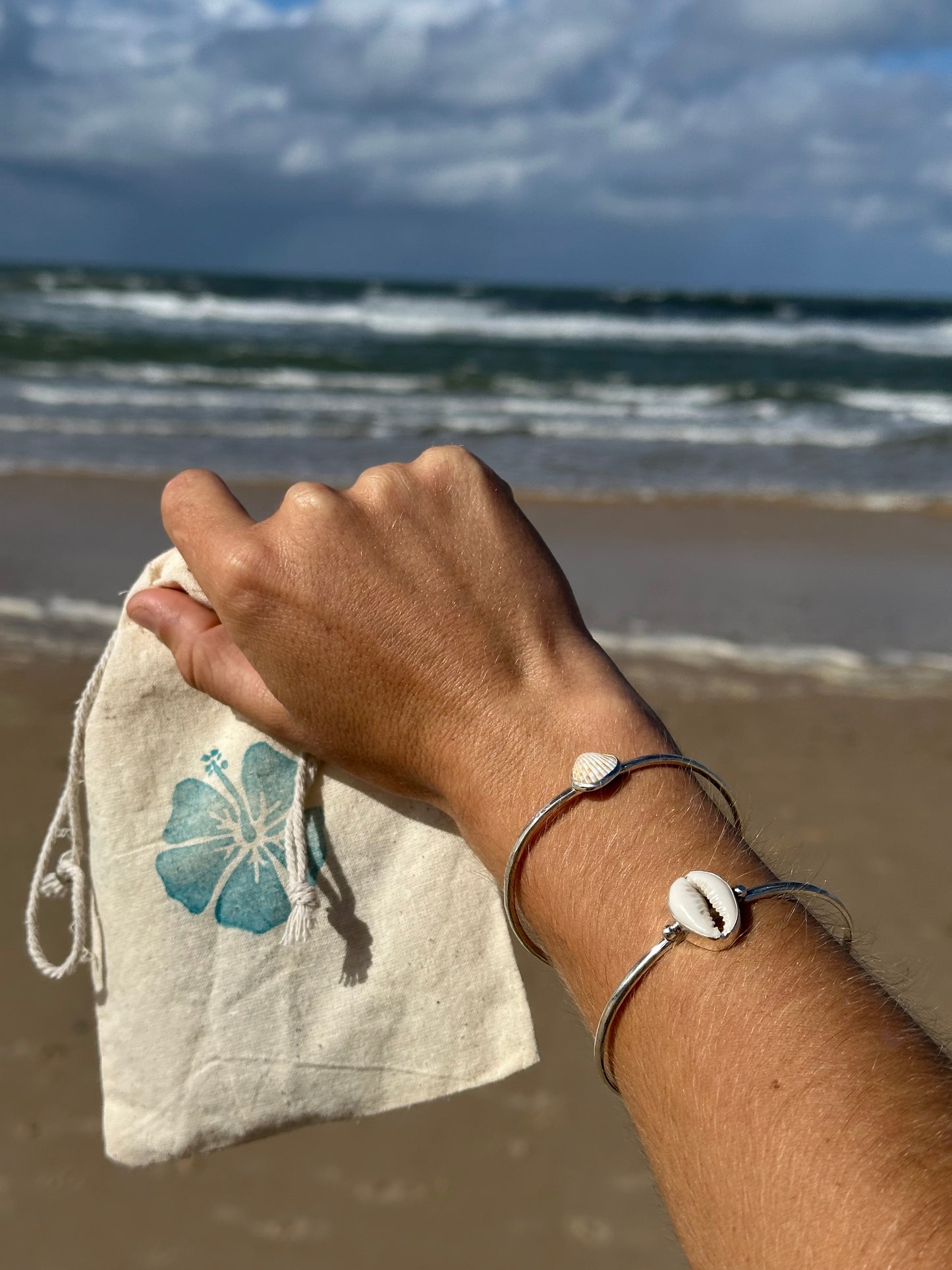Cowrie cuff