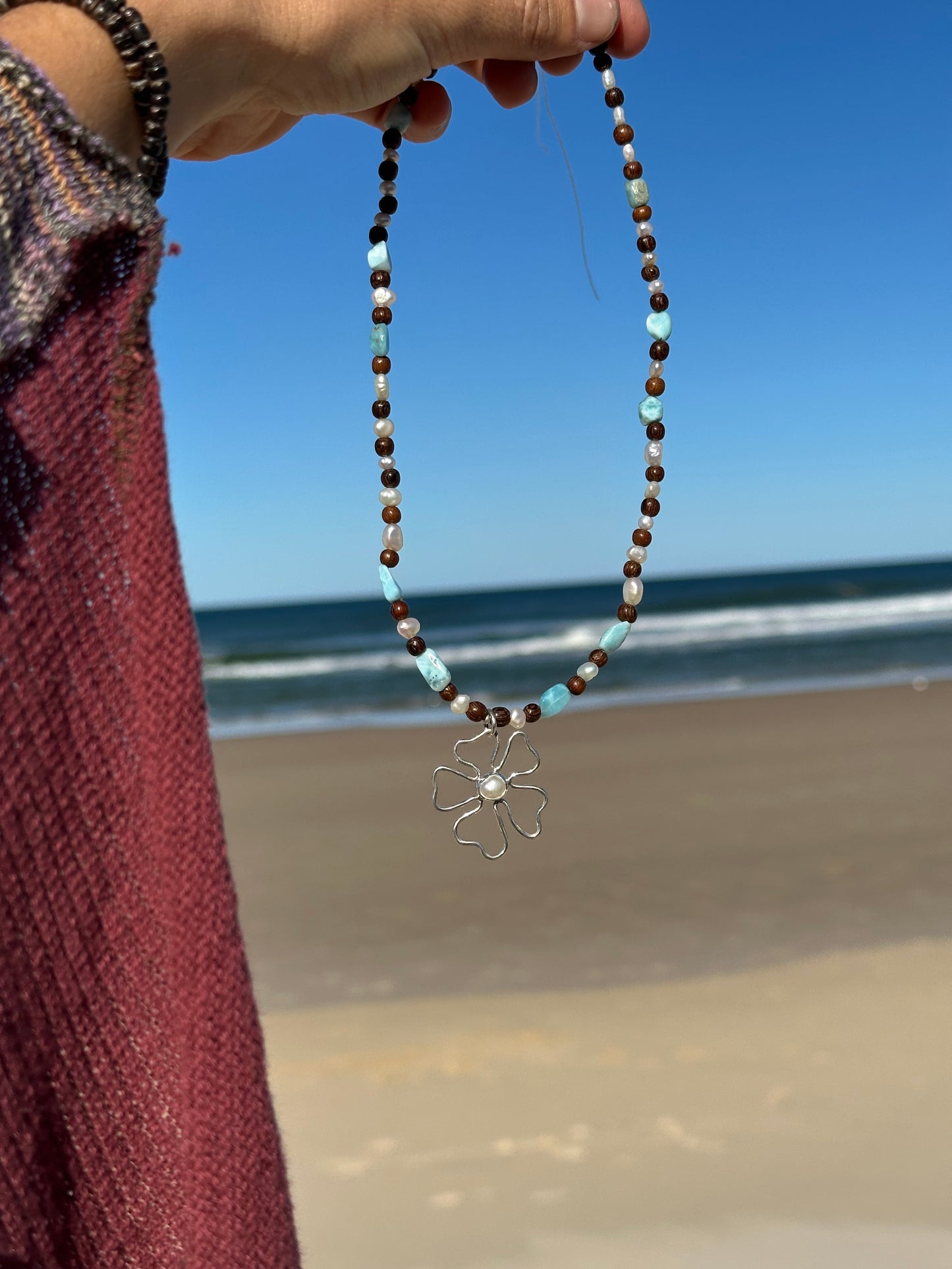 Pearl flower necklace