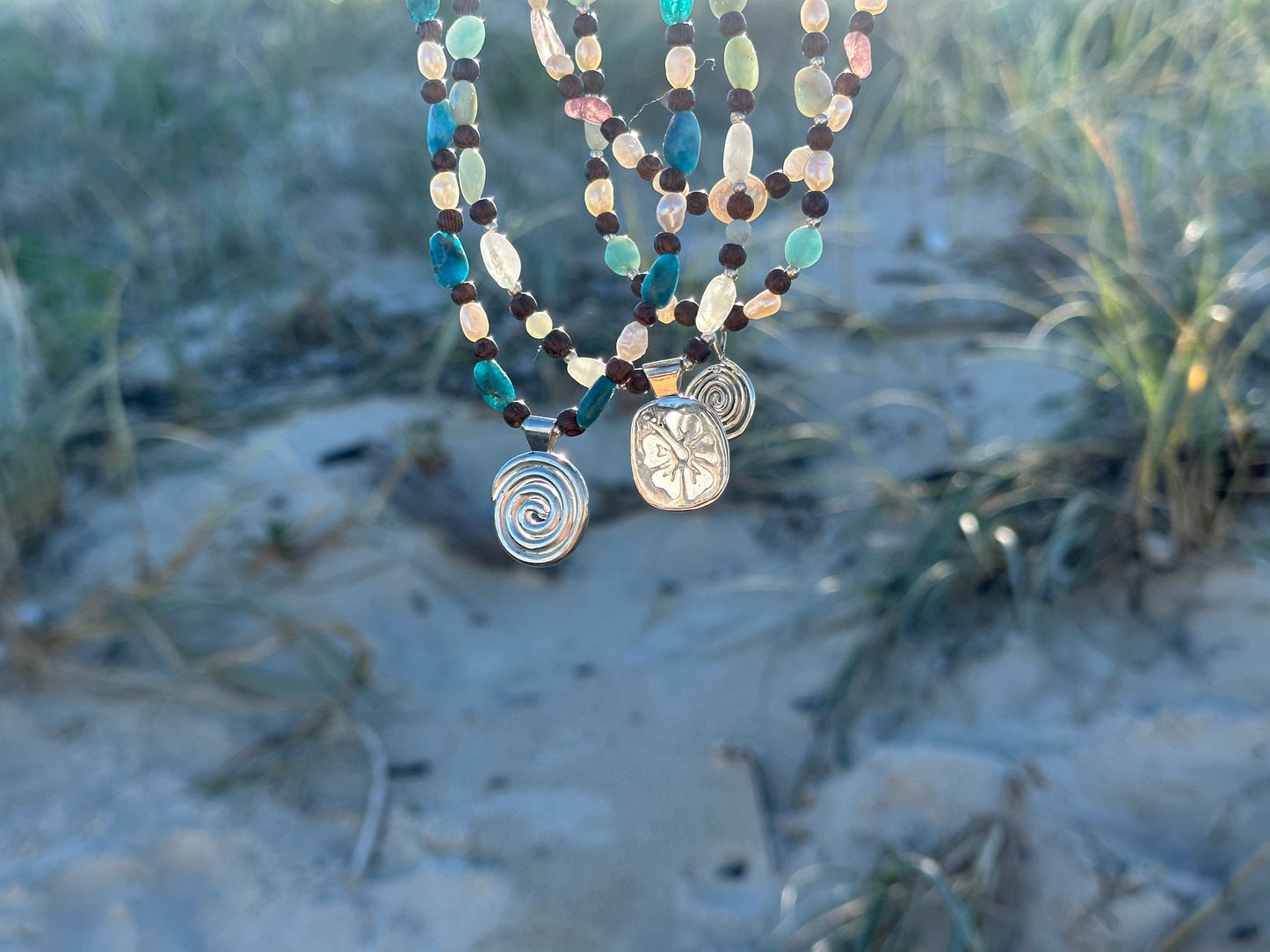 Hibiscus reflections necklace